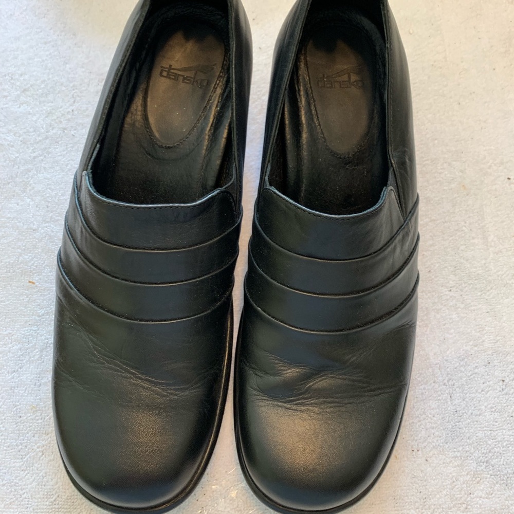 EUC dansko dressy shoe